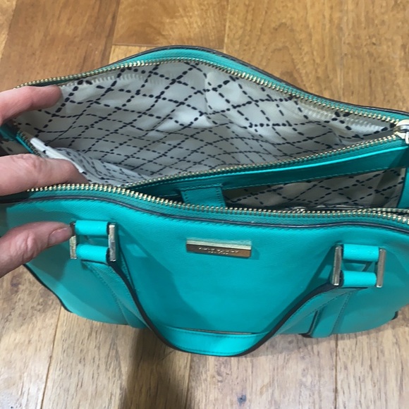 Kate Spade Tote - Picture 6 of 7